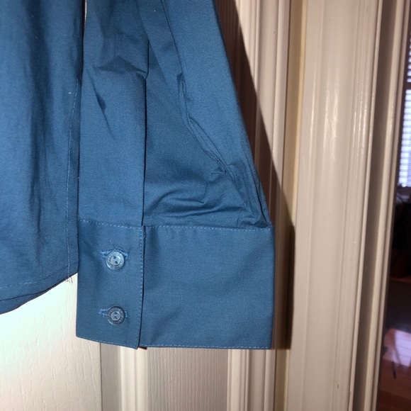 Thyme Maternity button down shirt - Picture 5 of 6